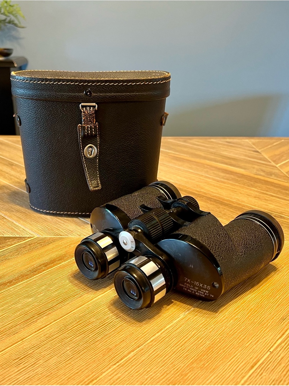 Vintage Kalimar 7x-15x35 Binoculars with Leather Case